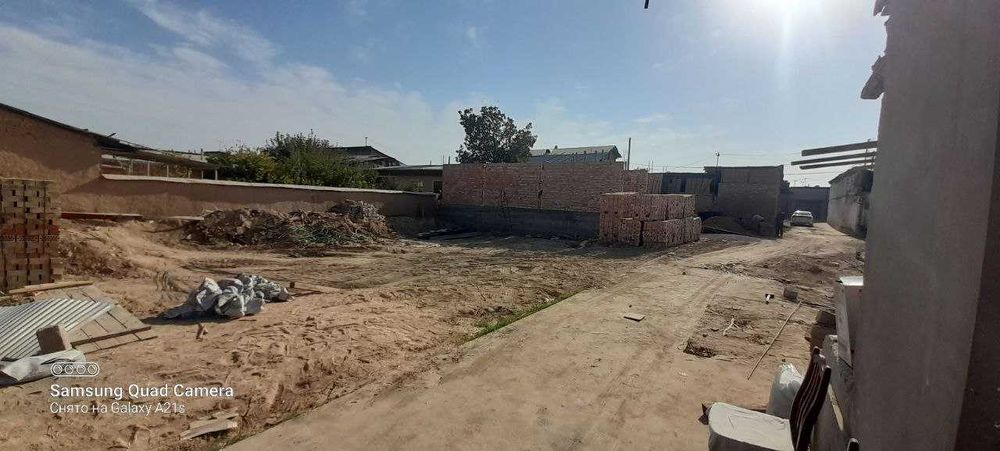 Olmazor tumani Chimboyda 3.4 sotix yer sotiladi.