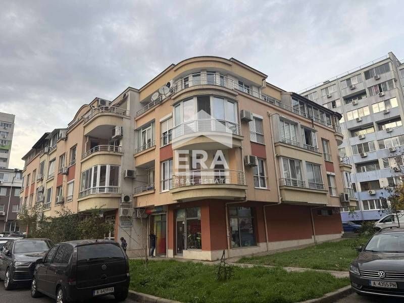 Дава се под наем Двустаен апартамент в Бургас, Славейков - 64 кв.м за 408 € - Снимка #11