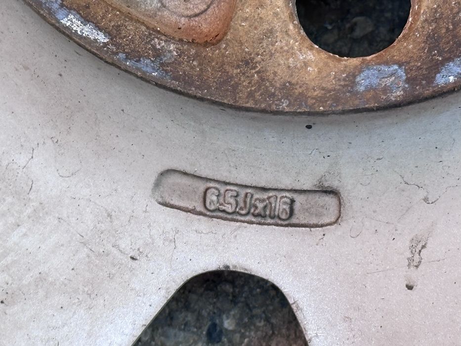 Оригинальные диски R16 VOLVO разболтлвка 5*108