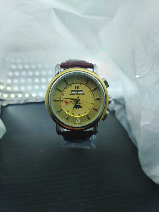 Продавам Часовник Maurice Lacroix