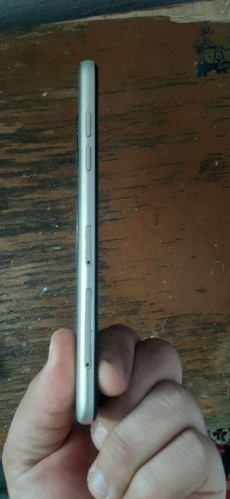 Samsung galaxy A6 sotiladi