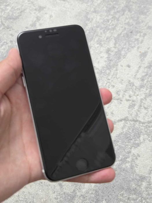 Iphone SE 2022 64 GB