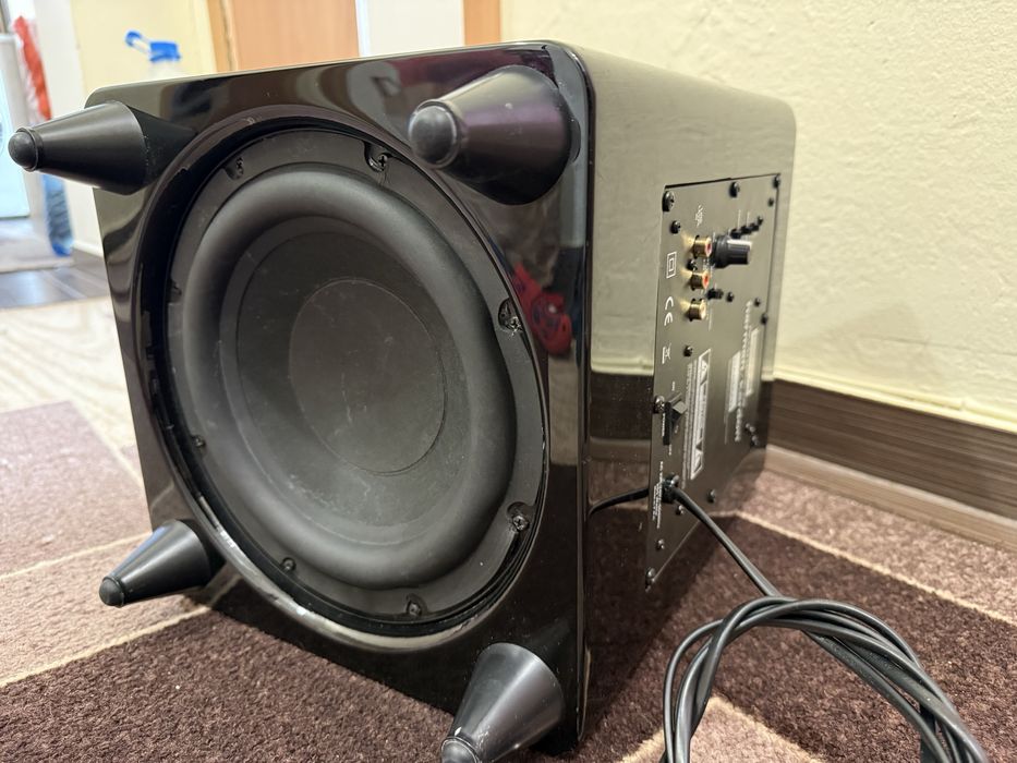 Harman Kardon 8” HKTS-210 Subwoofer