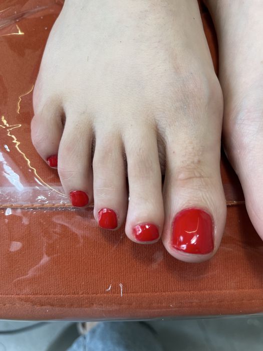 Маникюр,педикюр…