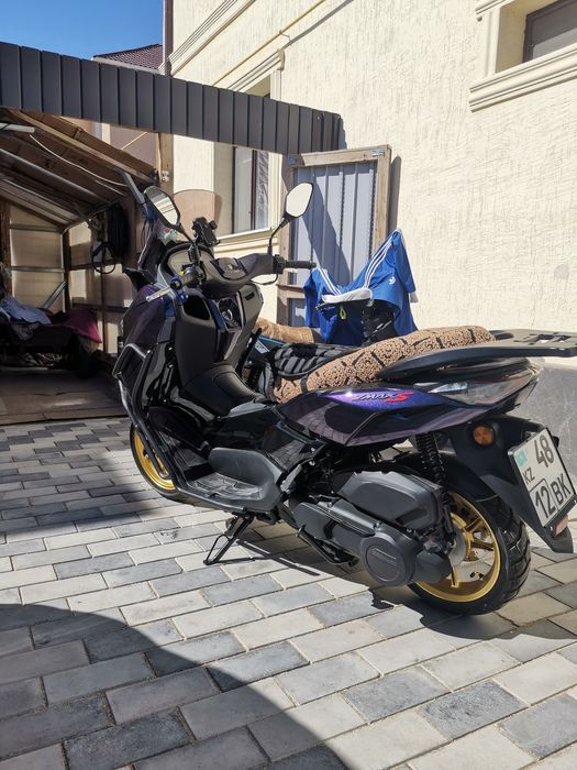 Максискутер Z-Max от Bas moto