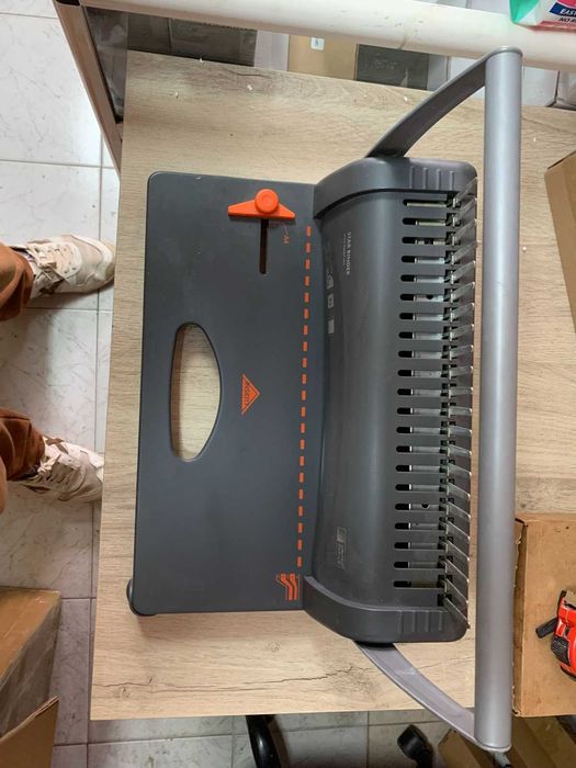 Машина за подвръзване подвръзвачна машина