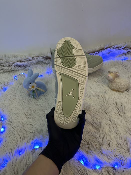 Air Jordan 4 Retro “Seafoam 2025”