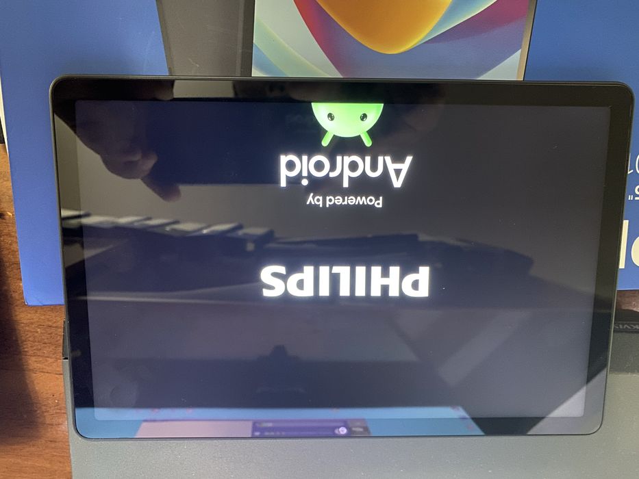 планшет Philips красивый удобный