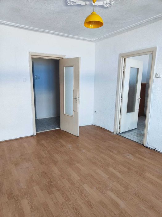 Vand Garsoniera in Turnisor