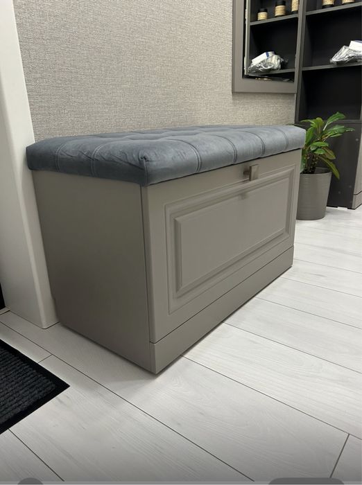 Пуфик в прихожую