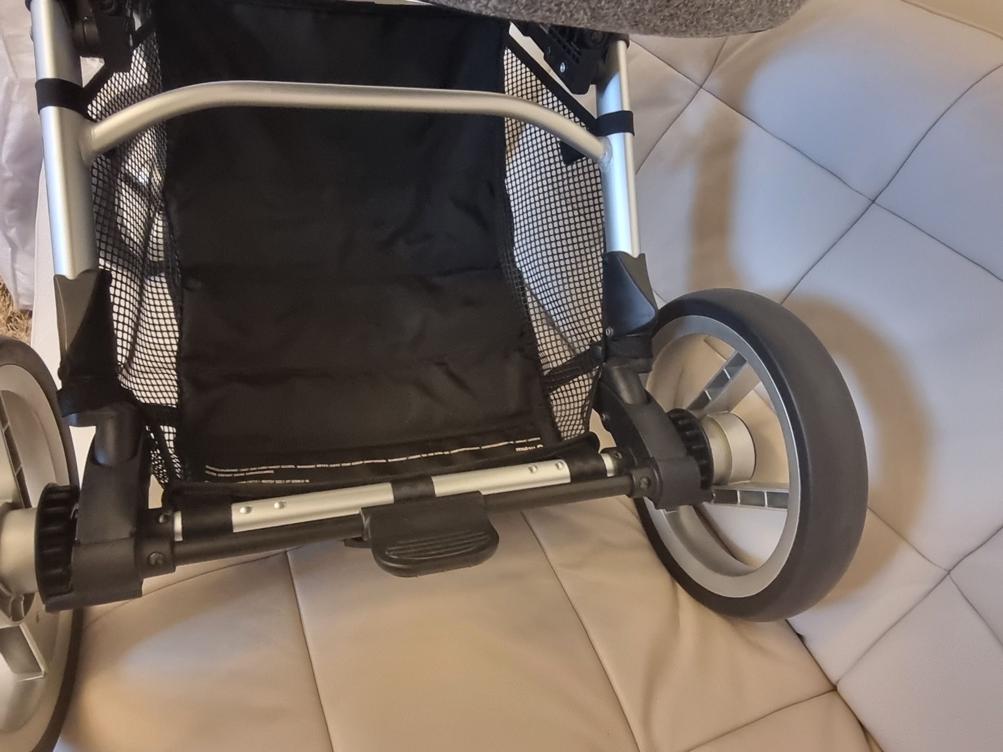 Carucior mutsy 3 in 1 best sale