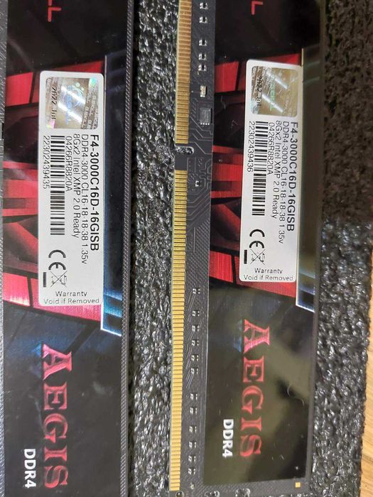 16GB DDR4 3000Mhz - RAM памет