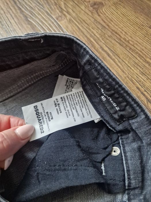 Страхотни мъжки слим дънки DSQUARED2 размер 48 / М