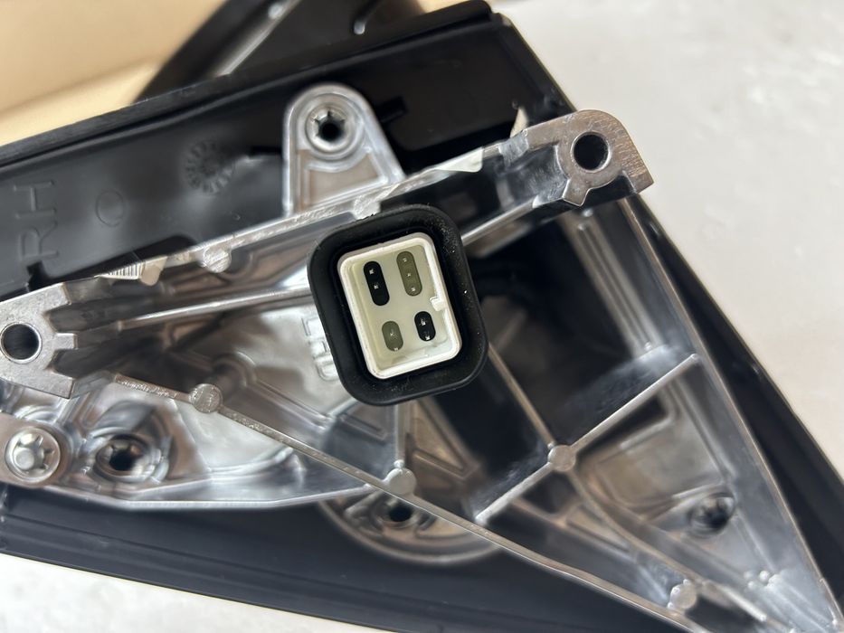 Oglinda bmw X7 G07 dreapta full camera line asist
