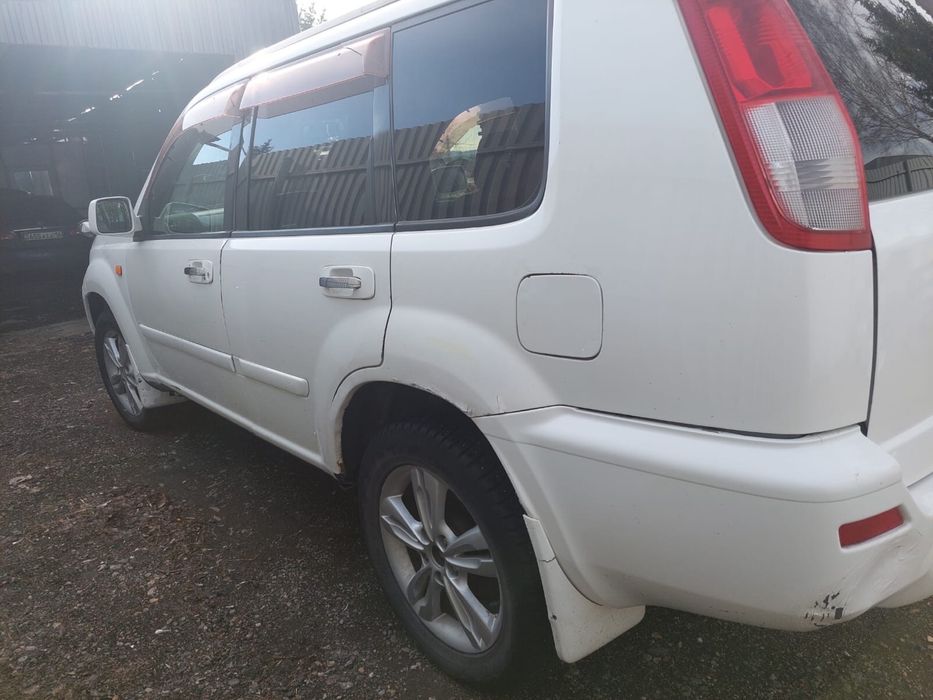 Продам машину Nissan X-trail