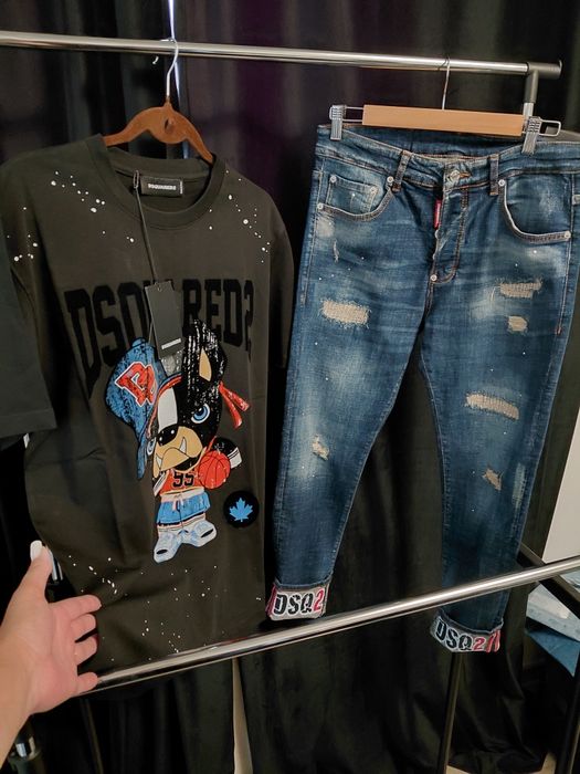 Compleu bărbați dsquared2!