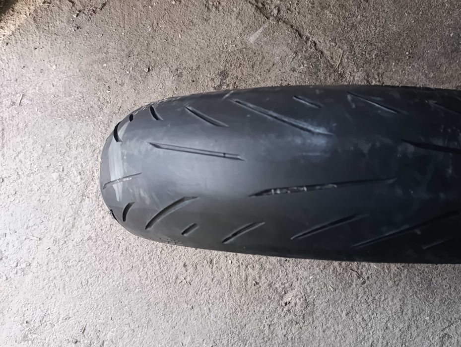 МОТО ГУМИ - Dunlop, Michelin, Battlax, Pirelli