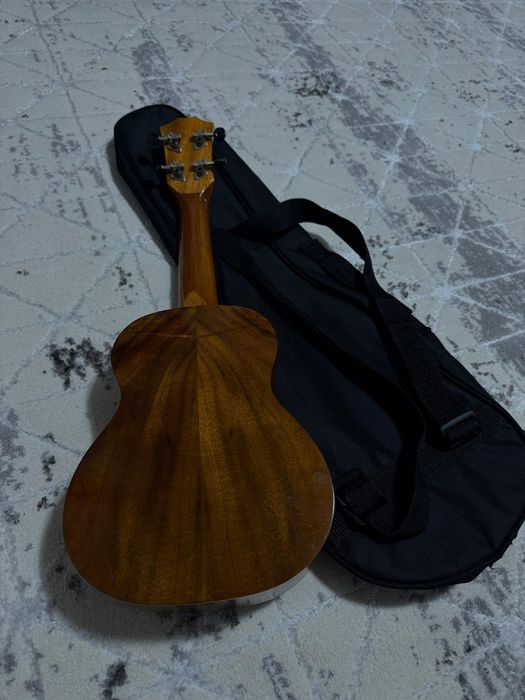 Продается укулеле