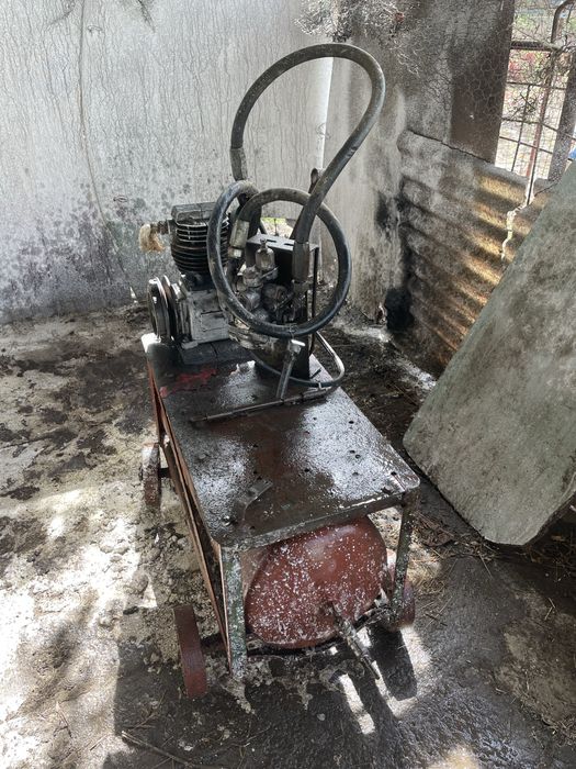 Compresor cu butelie