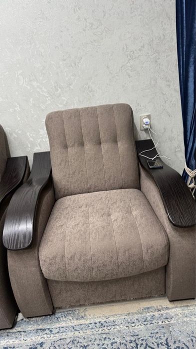 Продам диван семейный