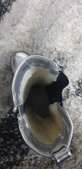 Botine argintii de dama