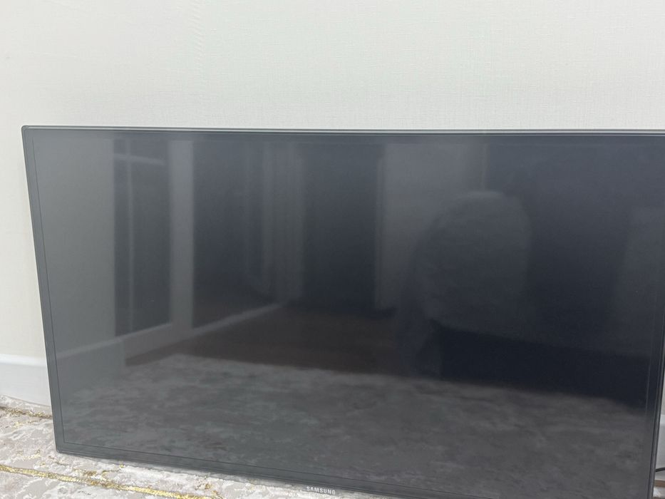 2 телевизора Самсунг, диагональ 80 и 102см