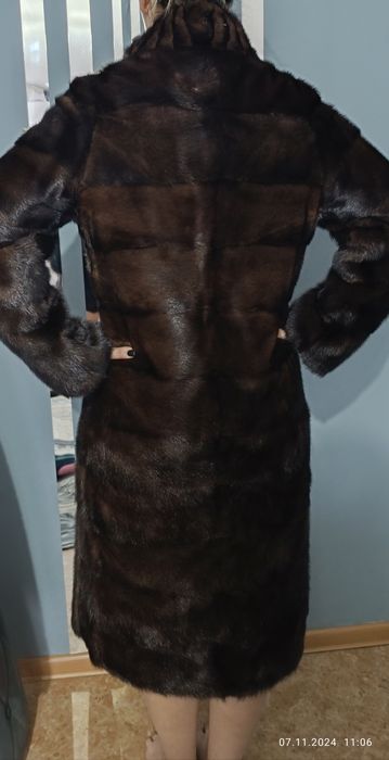 Продам норковую шубу