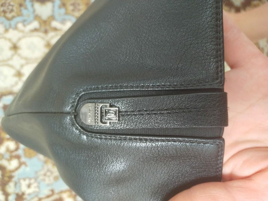 Продам новые зимние сапоги