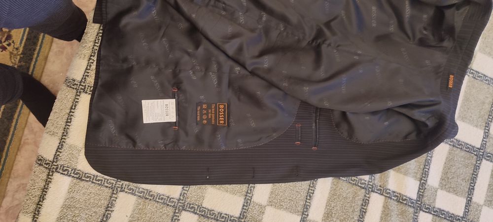 Костюм тройка...