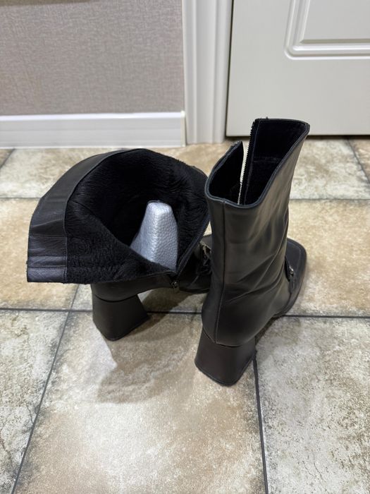 Продам осенние сапоги