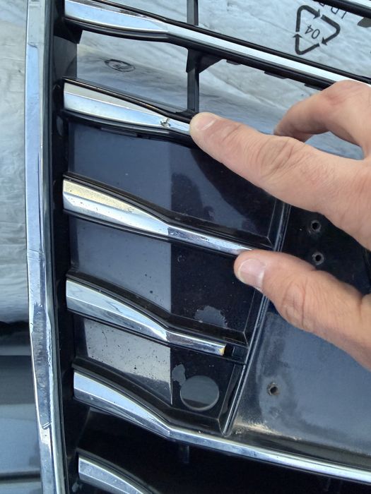 Оригинална предна решетка S line за AUDI A7 до 2015г