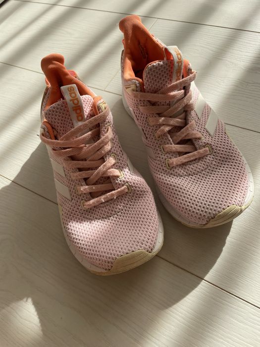 Маратонки Adidas 37 номер