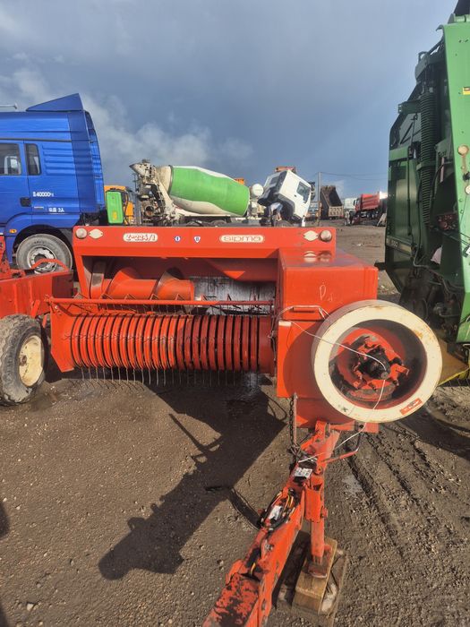 Пресс подборщик тюковой