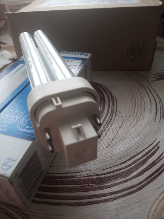 Becuri compacte fluorescente PL-C 18W, 4 pini (soclu G24q-2), SIGILATE