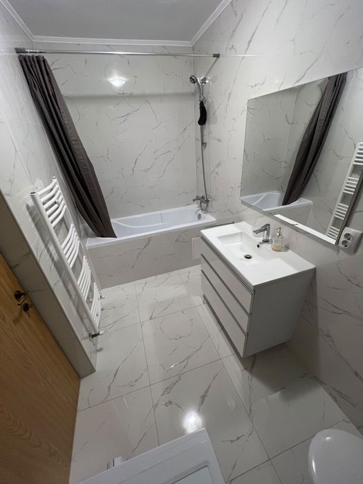 Inchiriez apartament 2 camere
