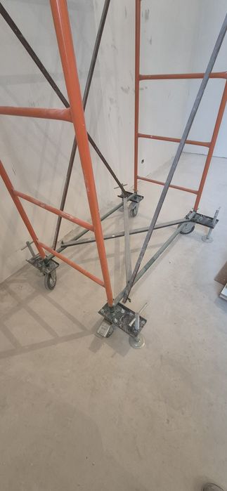 Продам строительные леса