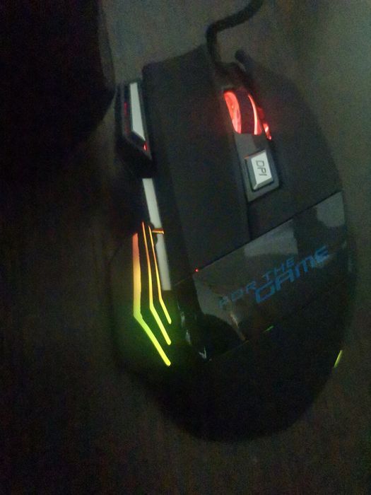 Игровая мышка компьютерная