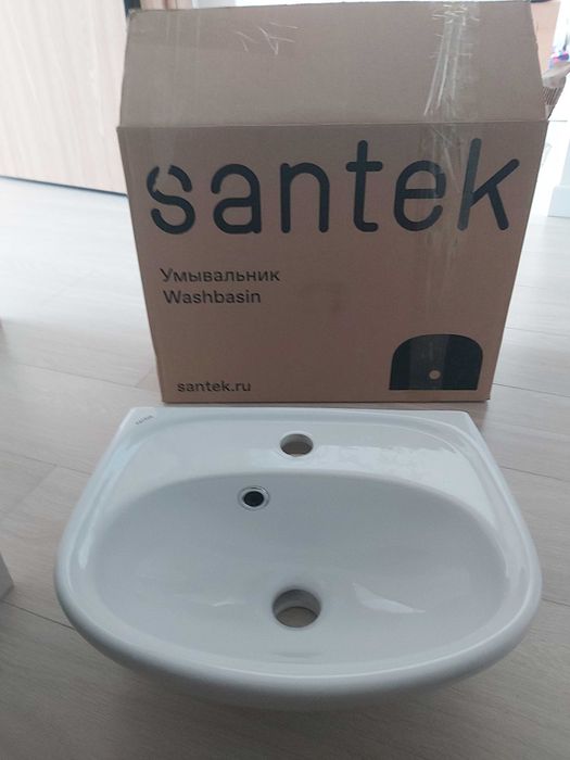 Умывальник, новый керамика, Россия.