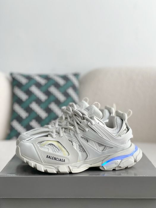 Balenciaga Track