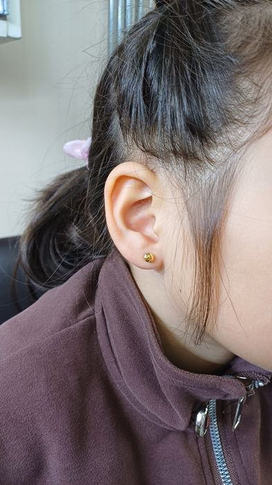 Прокол ушей , пирсинг качественно