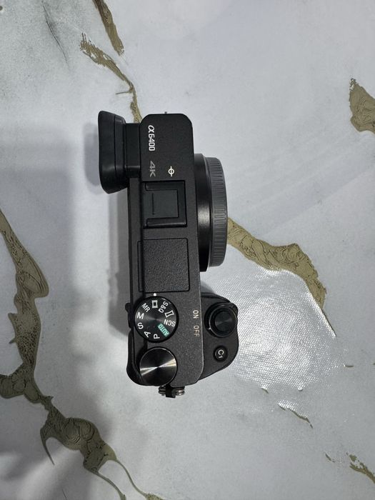 Видеокамера SONY A6400