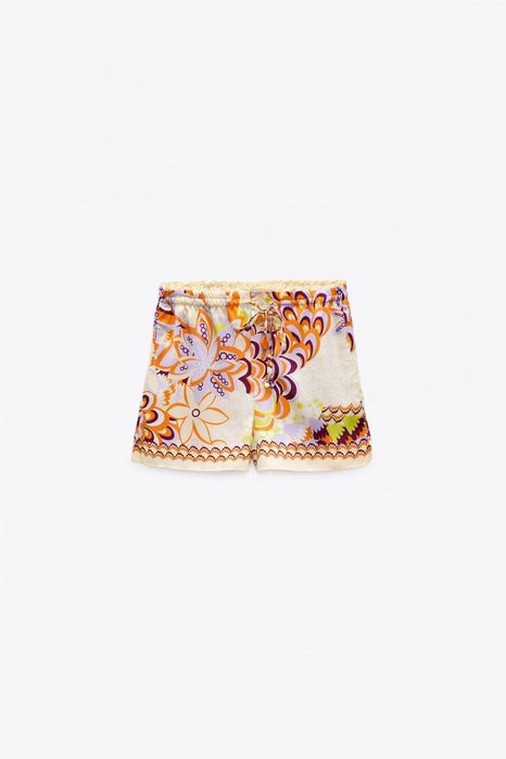 ZARA нови къси панталонки с висока талия