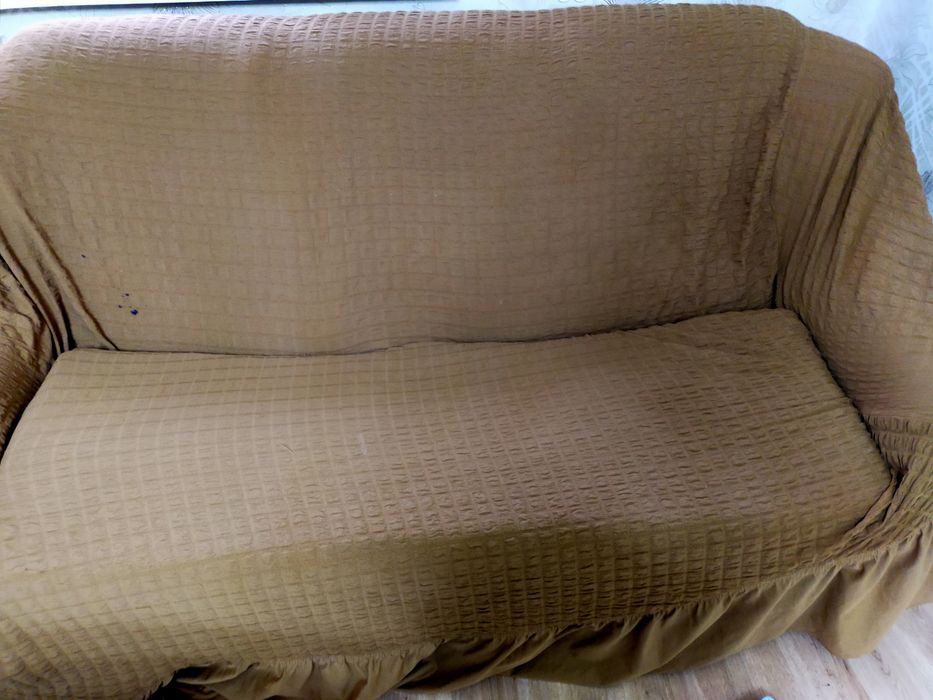 Диван и два кресла