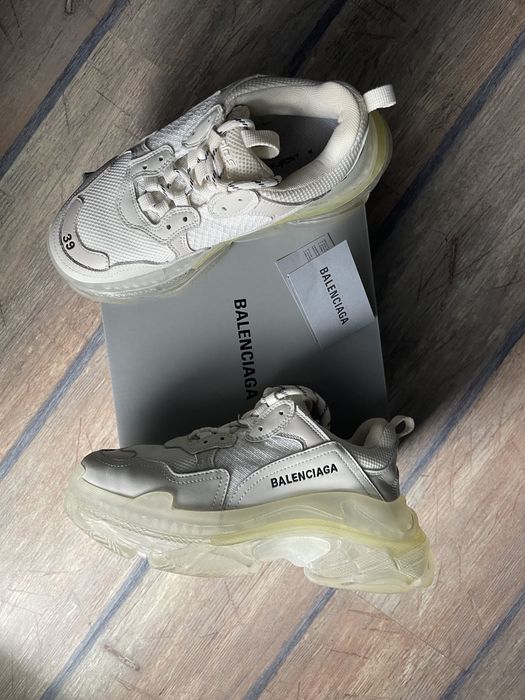 Balenciaga triple S