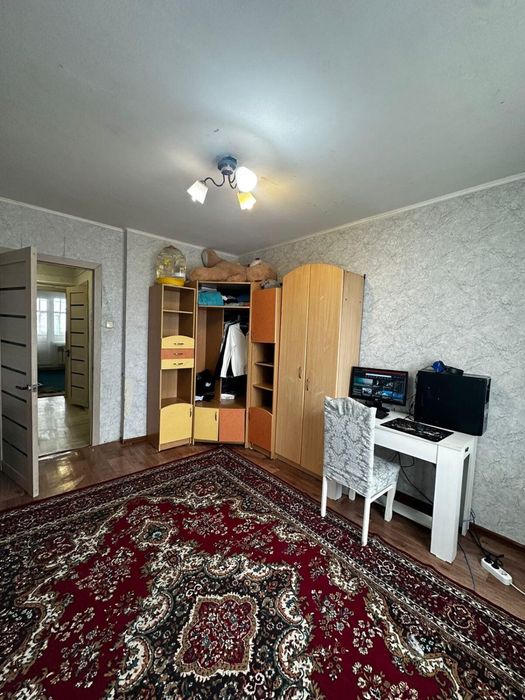 Продается 3х-комн.кв на 8 микрорайоне