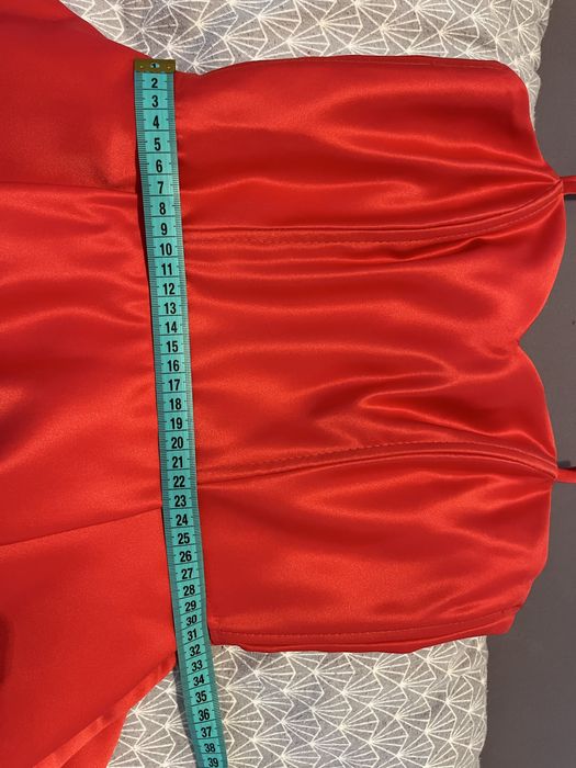 Rochie rosie eleganta