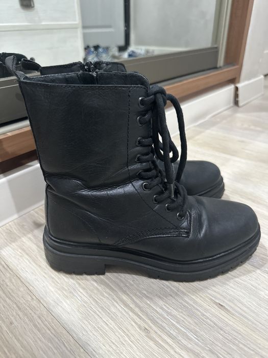 Продам женскую обувь