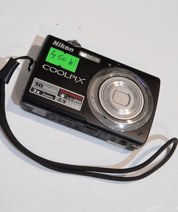 Camera foto digitala Nikon