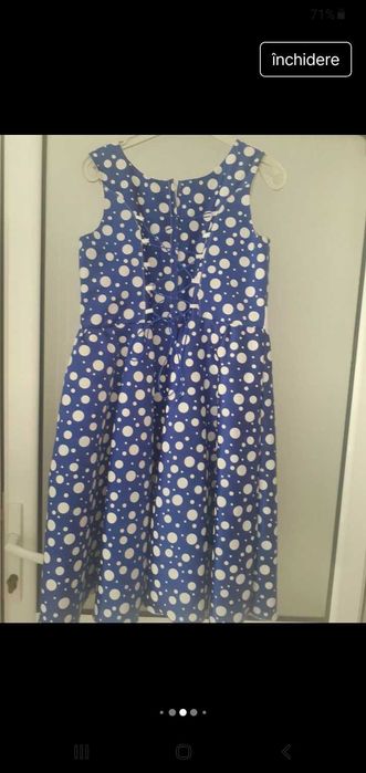 Rochita albastra cu buline albe pentru fetite 7-8 ani