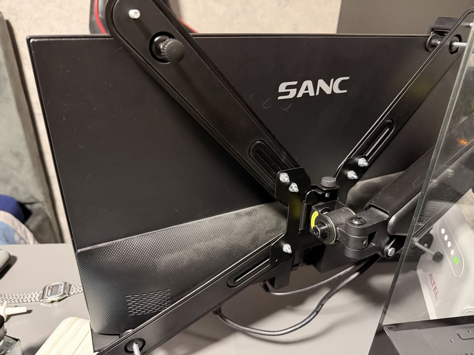 Продам Монитор sanc
